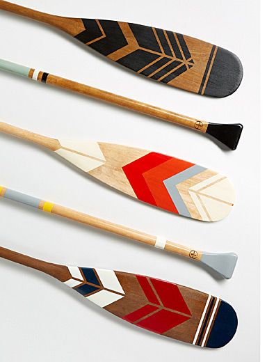 Painted Oars Paddles, Canoe Paddle Art, Painted Oars, Paddle Decor, Oar Decor, Paddle Ideas, Painted Paddles, Canoe Paddles, Beaver Tails