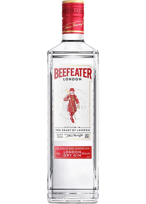 United Kingdom- Beefeater London Dry has a remarkably clean flavor, with a bold juniper character that is balanced with strong citrus notes, making it the perfect gin to enjoy with the tonic of your choice. Beefeater Gin, Strawberry Gin, Beefeater London, Notes Making, Gin Tasting, Gin Cocktail Recipes, London Dry Gin, Caraway Seeds, Total Wine