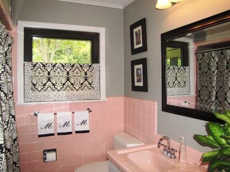 How to Neutralize Pink - grey walls, black accents Bathroom With Pink Tile, Pink Tile Bathroom, Pink Bathroom Tiles, Retro Pink Bathroom, Pink Bathrooms Designs, Blue Bathrooms Designs, Pink Bathrooms, Bathroom Pink, Pink Tile