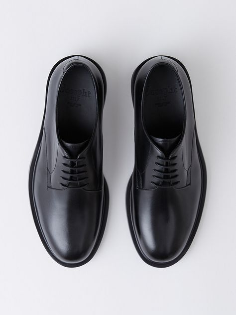 Designer fashion, Seoul-fully created | W Concept Formal Black Shoes, Gents Shoes, Dapper Mens Fashion, Mens Smart Casual Outfits, Mens Derby Shoes, S Korea, Derby Dress, Stylish Mens Outfits, Mens Formal