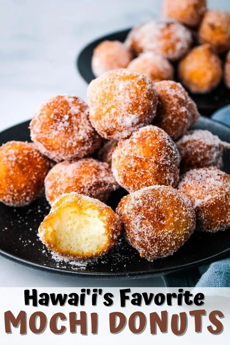 Mochi Malasada Recipe, Mochi Dessert Recipes, Mochi Pancakes Recipe, Authentic Hawaiian Food, Mochi Donut Recipe, Malasadas Recipe, Mochi Donuts Recipe, Hawaiian Dessert Recipes, Finger Food Desserts