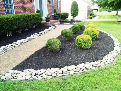 30 Awesome Front Yard White Rock Landscaping Ideas | Decor Home Ideas Backyard Rock Garden, Landscaping Rock, Cheap Landscaping Ideas, Gravel Landscaping, Mulch Landscaping, No Grass Backyard, River Rock Landscaping, Gravel Garden, Rock Garden Landscaping