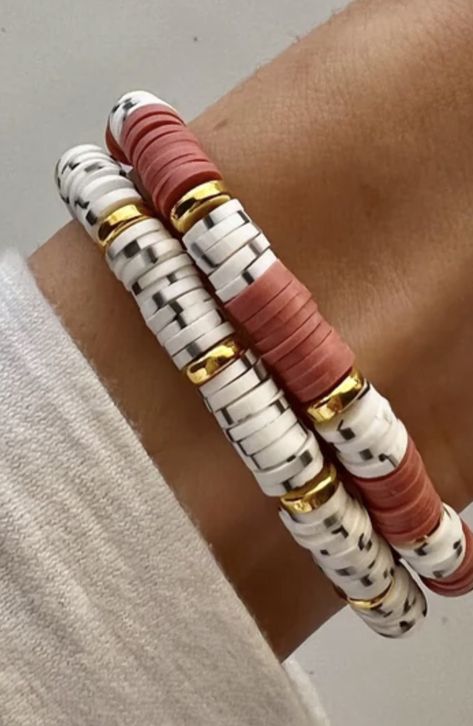 Heishi Bracelet Ideas Sports, Clay Need Bracelet Ideas, Earth Tone Clay Bead Bracelets, Cow Clay Bead Bracelet, Boho Clay Bead Bracelet Ideas, Flat Clay Bead Bracelet Ideas Western, Clay Bead Bracelet Ideas Neutral Colors, Friendship Clay Bead Bracelets, Easy Clay Bead Bracelet Ideas