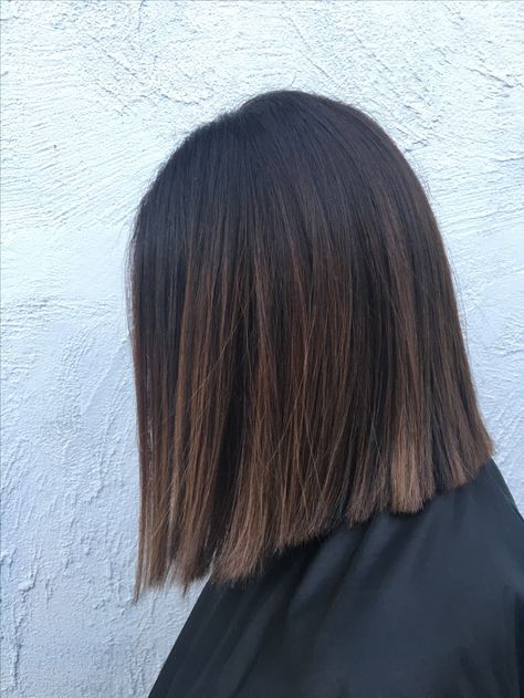 Black Short Hair Balayage, Balayage For Dark Brown Hair Short Straight, Short Bob Dark Brown Hair, Dark Brown Hair Balayage Short Straight, Short Brown Hair Balayage Straight, Brunette Balayage Hair Bob Straight, Hair Color On Short Hair, Short Black Hair Highlights, Short Dark Brown Hair Straight