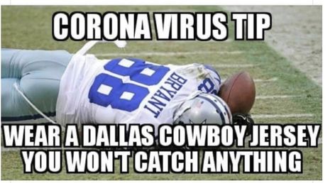 Nfl Jokes, Cowboys Memes, Dallas Cowboys Funny, Nfl Funny, Football Jokes, Nfl Memes, Football Funny, Twisted Humor, Sports Humor