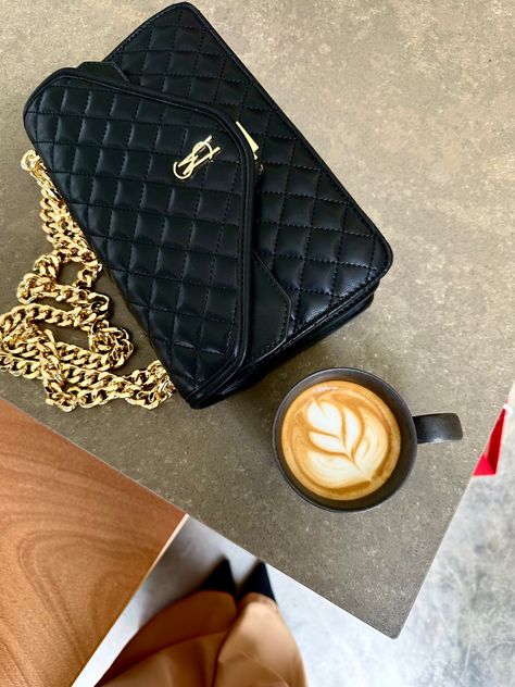 Steve madden Steve Madden Bag Aesthetic, Steve Madden Aesthetic, Steve Madden Handbags, Bag Aesthetic, Steve Madden Bags, Bags Aesthetic, Fashion Essentials, A Bag, Steve Madden