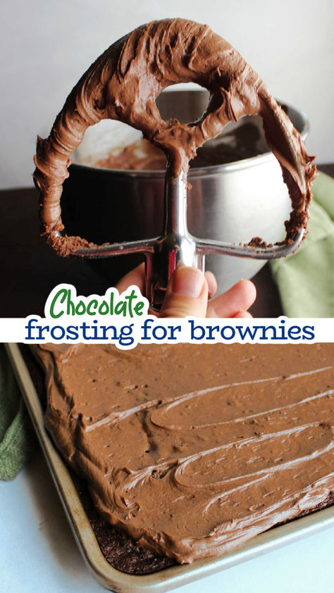 Do you want to make the perfect fudgy chocolate frosting for brownies? If you do, you are in the right place. This simple recipe results in a frosting that is fudgier than buttercream, smooth, and delicious. Brownie Icing Easy, Brownie Icing Recipe, Brownie Frosting Recipe, Chocolate Icing For Brownies, Chocolate Frosting For Brownies, Frosting For Brownies, Frosted Brownies Recipe, Brownie Icing, Chocolate Peanut Butter Frosting