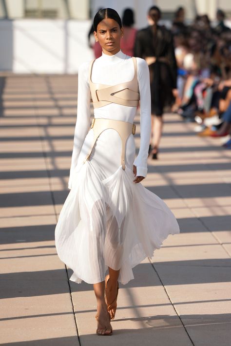 Dion Lee RTW Spring 2020 [PHOTOS] – WWD Dion Lee Outfit, 2020 Fashion Trends, Fashion Forever, Dion Lee, Dream Style, Mode Inspiration, Style Outfits, Pre Fall, Shopping Trip