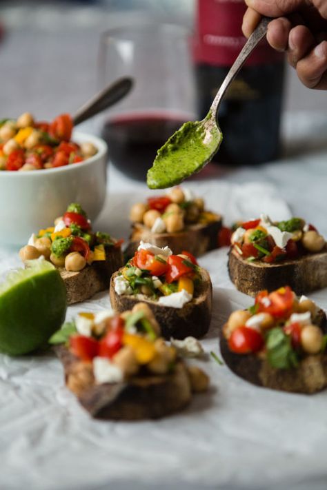 Indian Inspired Appetizers, Indian Bruschetta, Fusion Indian Food, Indian Fusion Appetizers, Indian Appetizers Vegetarian, Desi Appetizers, Indian Appetizers For Party, Indian Finger Food, Fusion Foods