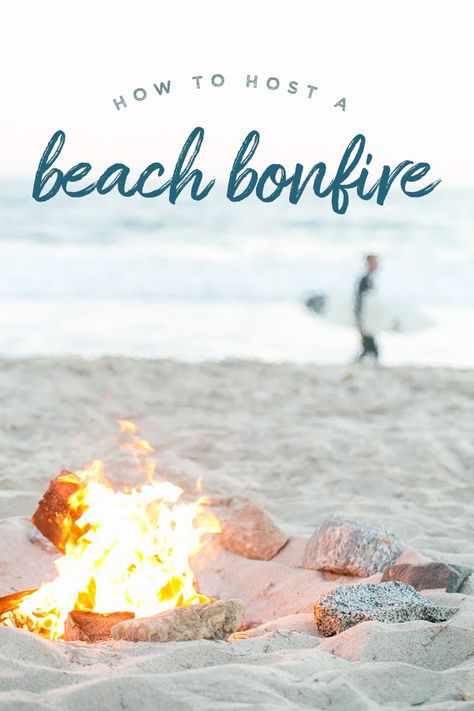 How to Host a Beach Bonfire #beach #bonfire #summer #entertaining #party Beach Bonfire Parties, Bonfire Birthday, Bonfire Party, Dinner Party Themes, Beach Bonfire, Adult Birthday Party, Summer Entertaining, Lifestyle Inspiration, Colorful Party