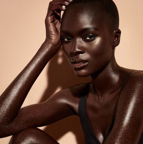 11 Best Body Oils For Your Summer 2020 Glow Black Model Photoshoot, Glowing Black Skin, Body Lava, Caribbean Aesthetic, Best Body Oil, Leg Makeup, Shimmer Oil, Body Shimmer, Dry Body Oil