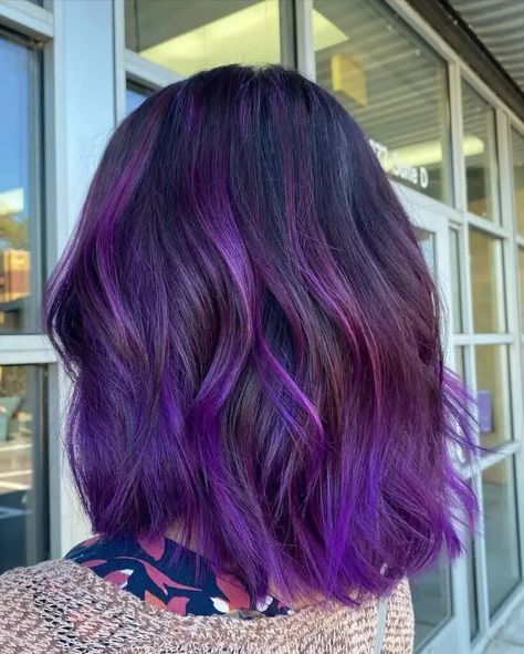 Short Purple Balayage Hair, Brown To Blue Balayage, Purple Hair With Brown Roots, Purple Brunette Hair, Balayage Purple Hair, Purple Highlights Brown Hair, Balayage On Brown Hair, Light Brown Hair Balayage, Purple Brown Hair