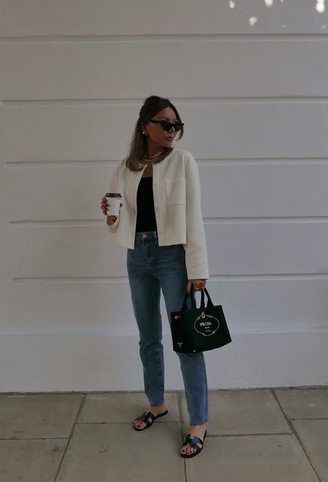 White Cropped Jacket Outfit, White Cropped Cardigan Outfit, Classic Cardigan Outfit, Ivory Cardigan Outfit, Fitted Cardigan Outfit, Short Cardigan Outfit, Cardigan Work Outfit, Chunky Cardigan Outfit, Cardigan Outfit Work