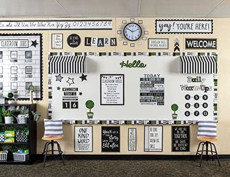 farmhouse classroom bulletin board decor School Decorations Ideas Classroom Setup, School Wall Art Ideas Classroom, Farmhouse Bulletin Board, Modern Farmhouse Theme, Modern Farmhouse Classroom Decor, Break Room Decor, Modern Farmhouse Classroom, Farmhouse Classroom Decor, High School English Classroom