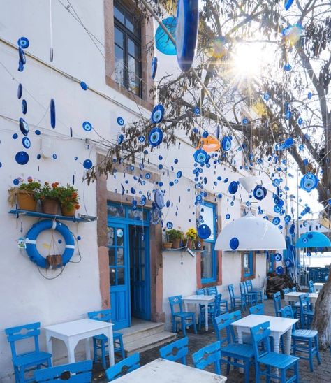 Evil eye Patio Greek Garden, Greek Decor, Greek Restaurants, Eye Decor, Greek Style, Mamma Mia, Mediterranean Style, Restaurant Interior, Beautiful Places To Travel