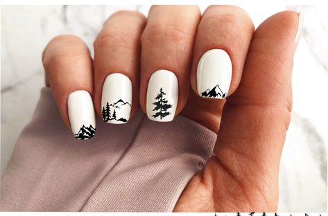 Nordic Nails Art, Switzerland Nails Designs, Ski Holiday Nails, Mountain Gel Nails, Pnw Inspired Nails, New Zealand Nails Design, Nail Designs Mountains, Mountain Design Nails, Nails Mountain Design