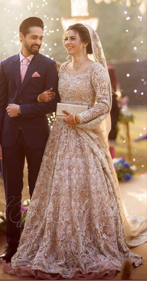 Walima Bridal Dress, Bride Wedding Reception Dress, Walima Dresses Pakistani Brides, Reception Dress For Bride, Pakistani Bridal Couture, Asian Wedding Dress Pakistani, Dress For Bride, Bridal Mehndi Dresses, Reception Bride