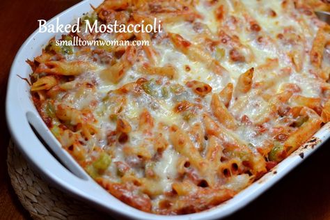 This is not your lunch ladies mostaccioli!  Or your wedding day mostaccioli.  This is your connoisseur's mostaccioli with sausage, peppers, garlic, onions and marinara.  It is blanke... Provel Cheese, Baked Mostaccioli Recipe, Super Easy Casseroles, Baked Mostaccioli, Small Town Woman, Sausage Peppers, Sweet Italian Sausage, How To Cook Sausage, Easy Casserole