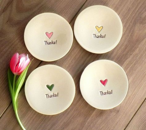 Hand Painted Wedding Gifts, Pottery Jewelry Dish, Love Pottery, Pottery Jewelry, Ceramic Ring Dish, Wedding Gift Set, Diy Air Dry Clay, Ceramic Workshop, Hand Painted Wedding