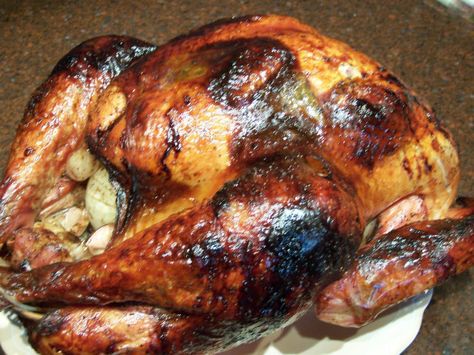 This is a typical sage roasted turkey with a little bit of an extra punch. This attractive turkey also lends itself to a fantastic gravy. Apple Cider Brined Turkey, Herb Gravy, Brined Turkey, The Best Turkey, Roast Turkey Recipes, Turkey Brine, Traditional Thanksgiving, Savory Herb, Best Turkey