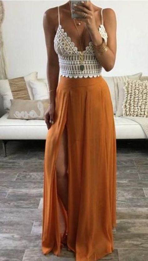 f670ef5d2d6bdf8f29450a970494dd64desc43126802ri Outfit Party Casual, Blue And Orange Outfit, Bohemian Chic Outfits, Festival Clothes, Beautiful Evening Dresses, Orange Chiffon, Dress With Pleats, Outfit Party, Maxi Rok