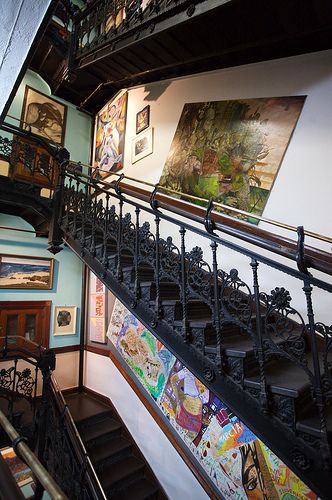 Chelsea Staircase Greenwich Hotel Nyc, Kimberly Hotel Nyc, Vali Myers, Hotel Chelsea 70s, Hotel Chelsea Nyc, Nine Orchard Hotel Nyc, Hotel Chelsea, Glamour Interiors, Chelsea New York