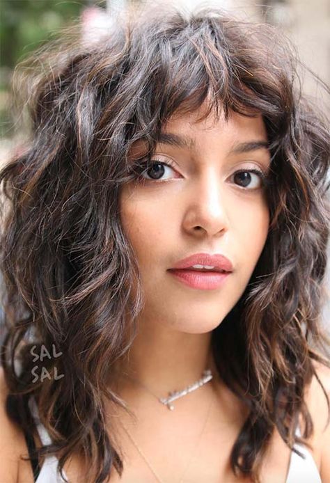 101 Fab Shag Haircuts, from Short to Long, for Everyone out There Trend Hairstyle, Curly Shag Haircut, Bob Haircut Curly, Popular Trends, Shaggy Haircuts, Bangs Hairstyles, Wavy Haircuts, Shag Hairstyles, Haircuts For Curly Hair