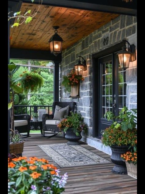 Cabin Porches, Dream Porch, Porch Inspiration, Summer Front Porch Decor, Country Cottage Farmhouse, Front Porch Decor Ideas, Porch Styles, Log Cabin Rustic, Summer Front Porches