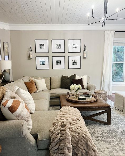 25 Super Cozy Earth Tone Living Room Ideas You Will Love Earth Tone Couch, Earth Tone Studio Apartment, Warm Gray Living Room, Warm Earth Tone Living Room, Earth Tone Living Room Decor Cozy, Tan Couch Living Room, Warm Living Room Decor, Warm Living Room Colors, White Couch Living Room