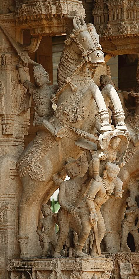 Sri Ranganathaswamy Temple, Ranganathaswamy Temple, Indian Statues, Ancient Indian Art, Temple India, Indian Temple Architecture, India Architecture, Ancient Indian Architecture, Antony Gormley