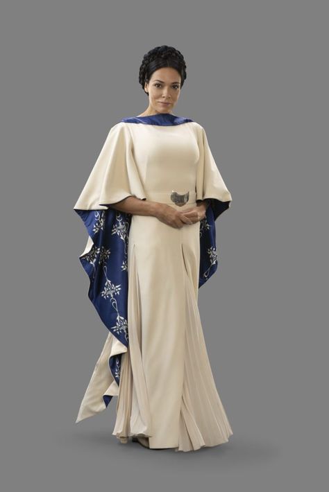 Alderaan Fashion, Star Wars Clothes Character Design, Star Wars Costume Design, Star Wars Female Outfits, Star Wars Fashion Inspired Outfits, Space Couture, Star Wars Dresses, Star Wars Clothing, Star Killer