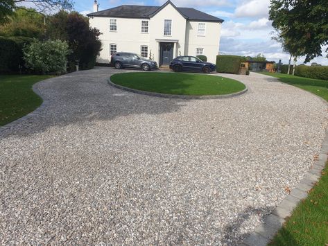 Gravel Driveways - Surfco Midlands Ltd - Driveway - Patio - Commercial Surfacing Gravel Driveway Ideas, Gravel Driveways, Circle Driveway, Driveway Patio, Driveway Ideas, Gravel Driveway, Block Paving, Driveway, Patio