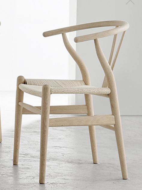 Chair Design Modern, John Pawson, Dinner Room, Wishbone Chair, Sofa Chair, Chair Design, Home Deco, Dining Chair, Home Furniture