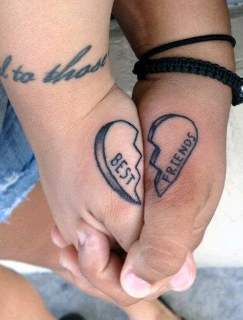 best friend tattoos ideas, friends holding hands with matching heart tattoo Small Friendship Tattoos, Cute Best Friend Tattoos, Friend Tattoos Small, Him And Her Tattoos, Matching Friend Tattoos, Matching Best Friend Tattoos, Couple Tattoos Unique, Bestie Tattoo, Tattoo Trend