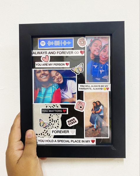 Friend Frames Diy Gift, Picture Gifts For Best Friends Diy Photo, Best Friends Photo Frame Collage, Photo Frames For Birthday Gift, Polaroid Diy Frame, Birthday Photo Frames Ideas, Best Frnd Birthday Gift Ideas, Handmade Birthday Cards With Photos, Best Friend Birthday Gift Ideas Photo Frame