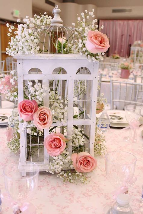 French Wedding Theme Decor, Paris Garden Theme Party, Spring Time In Paris Theme Ideas, French Tea Party Decorations, Garden Venue Ideas, French Centerpieces, Parisian Bridal Shower Ideas, French Party Decorations, Garden Theme Birthday