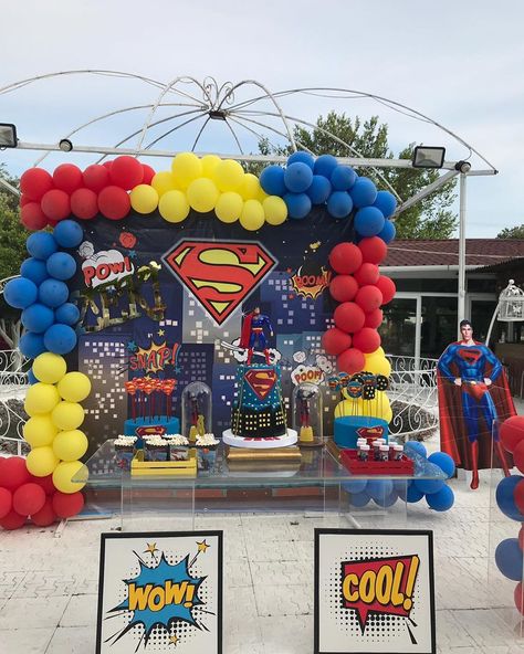 Superman Birthday Party Cake, Superman Birthday Party Decorations, Superman Birthday Party Ideas, Superman Party Decorations, Baby Boy Birthday Decoration, Avengers Birthday Party Decorations, Superman Birthday Party, Superman Party, Birthday Theme Decoration