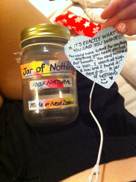 My spin on the "Jar of Nothing", giving it to my boyfriend for Christmas, wonderful joke present :P Gifts For White Elephant, Jar Of Nothing, Christmas Pranks, Funny Gag Gifts, Best White Elephant Gifts, Funny Elephant, Gag Gifts Christmas, Joke Gifts, White Elephant Party