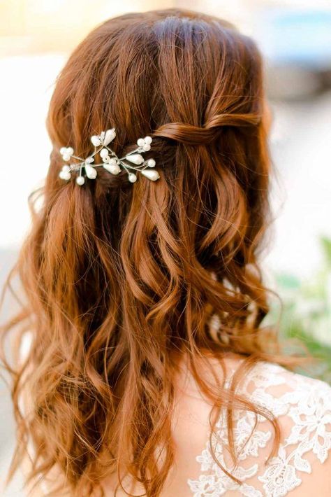 Straight Wedding Hair, Side Twist, Black Wedding Hairstyles, Hairstyles For Fine Hair, Wedding Hairstyles Bridesmaid, Stylish Hairstyles, Curly Wedding Hair, A Hairstyle, Twist Style