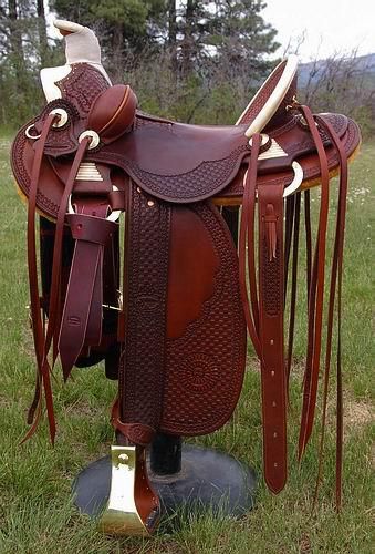 love the color contrast Wade Saddles, Roping Saddles, Custom Saddle, Equestrian Helmet, Cowboy Gear, Western Tack, Western Horse Tack, Horse Equipment, Horse Gear