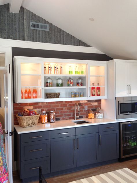 Loved this bonus room with corrugated metal. Such a great idea. 2013 Street of Dreams White Basement, Kitchen Apartment Ideas, Above Garage Apartment, Bonus Room Office, Kitchen Bar Area, Bonus Room Design, Room Above Garage, Bonus Room Ideas, Basement Kitchenette