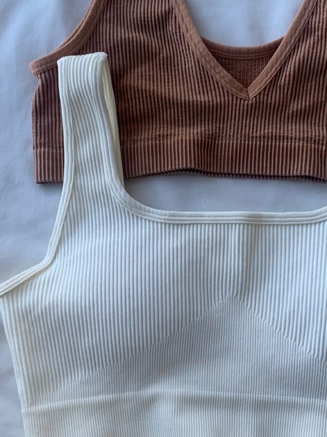 Orange sports bra and white sports bra for working out, fashion, where to buy athletic wear Sport Bras Aesthetic, Cute Sports Bras Aesthetic, Sports Bras Cute, Cute Sports Bra Aesthetic, Sports Bras Aesthetic, Athleta Aesthetic, Target Workout Clothes, Sports Bra Aesthetic, Sports Bras Outfits