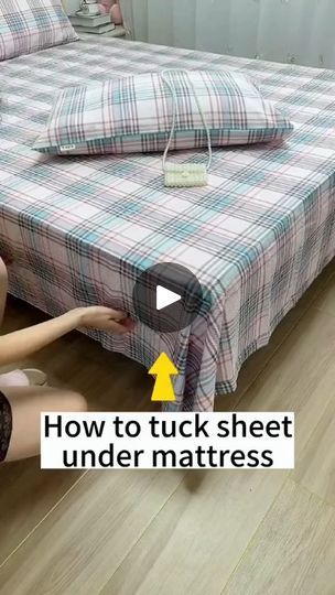 41K views · 1.7K reactions | How to tuck bedsheet😆 #foldingclothes #organize #storagehacks #folding #foldinghacks | The Folding Hacks | thefoldinghacks · Original audio Folding Tips, Folding Hacks, Deep Cleaning House, Bed Making, Housekeeping Tips, Shirt Folding, Napkin Folding, Folding Clothes, Smart Storage