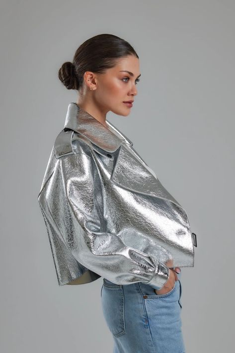 Silver Jacket Outfit, Oversized Cropped Leather Jacket, Silver Leather Jacket, Oversized Leather Jacket, Fake Leather Jacket, Silver Outfits, Silver Jacket, Metallic Jacket, Cropped Leather Jacket