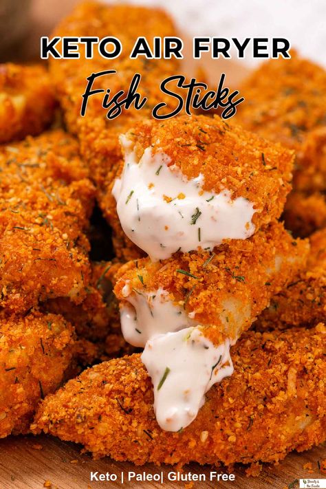 Air Fryer Keto Chicken, Air Fry Fish Recipe, Keto Air Fryer Chicken, Air Fryer Fish Sticks, Air Fryer Pickles, Keto Chicken Wings, Chicken Air Fryer, Keto Air Fryer Recipes, Air Fried Fish