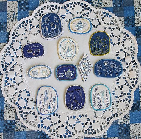 Tea In Garden, 5 O Clock Tea, 5 Oclock, Portrait Embroidery, Embroidered Brooch, Fabric Brooch, Blue Onion, 5 O Clock, Fiber Jewelry