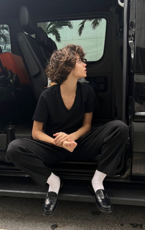 Mathilda Gvarliani, Hair Inspiration Short, Penteado Cabelo Curto, New Haircuts, Curly Hair Cuts, Hair Photo, Mode Inspo, 가을 패션, Perm