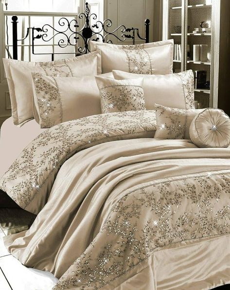 EHD Gigi Embroidered Diamante Style Luxurious Duvet Cover Sets Bedding Sets (Silver, Double Duvet Set) : Amazon.co.uk: Home & Kitchen Luxury Bedspreads, Silk Duvet, Embroidered Duvet Cover, Super King Duvet Covers, Square Cushion Cover, King Size Duvet Covers, Beige Bedroom, King Duvet Cover Sets, Double Duvet Covers