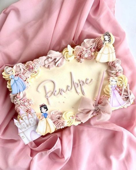 Princess Sheet Cake Ideas, Princess Birthday Sheet Cake, Disney Princess Sheet Cake, Princess Number Cake, Disney Princess Cake Design, Princess Sheet Cake, Eid Cakes, Disney Princess Cookies, Sheet Cakes Decorated