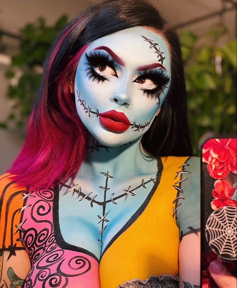 Sally Halloween Costume, Sally Makeup, Nightmare Before Christmas Costume, Sally Costume, Cute Halloween Makeup, Halloween Makeup Diy, Sally Nightmare, Halloween Makeup Pretty, Sally Nightmare Before Christmas